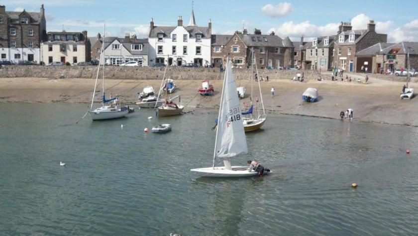 Stonehaven Ground Floor Home With A Spectacular Harbour View. Exterior photo